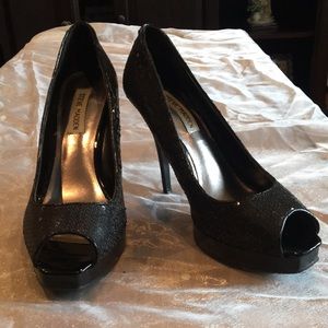 Black Steve Madden sequin pumps